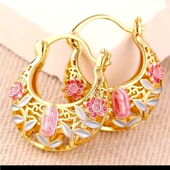Elegant Gold and Pink Floral Hoop Earrings NEW - Picture 1 of 5